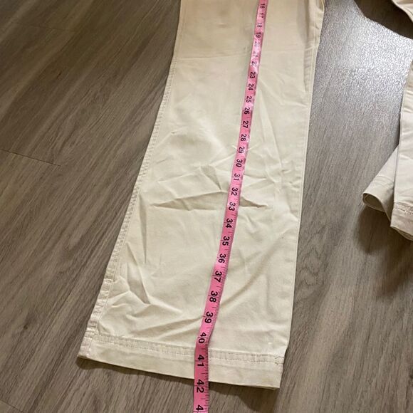 Eddie Bauer cotton blend women’s khaki straight leg pants size 10 - Picture 8 of 8